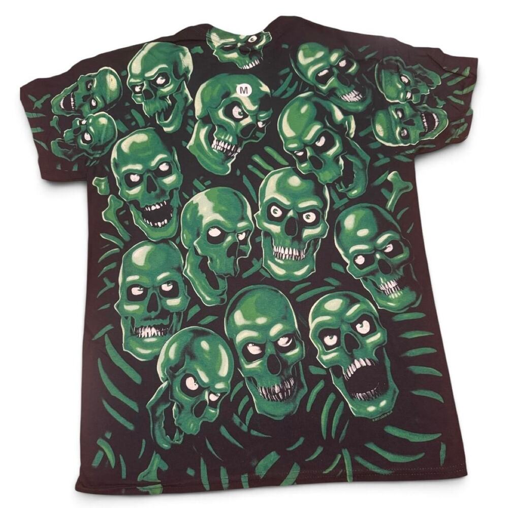 Liquid Blue Green Skull Pile T-Shirt Size M Back Print Factory Misprint NWOT
